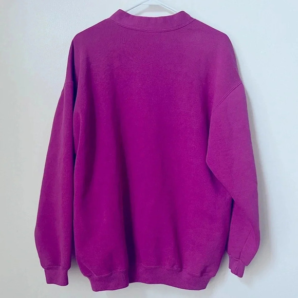 Chic Vintage Sweater with Black Embroidery - Picture 5 of 5